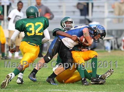 Thumbnail 1 in Hope Centre vs. Windward photogallery.