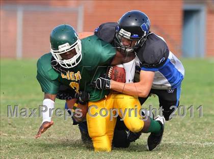 Thumbnail 2 in Hope Centre vs. Windward photogallery.