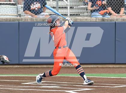 Thumbnail 2 in Bridgeland vs Tomball (UIL Softball 6A Region 2 Bi District) photogallery.
