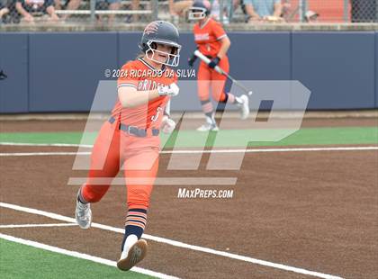 Thumbnail 1 in Bridgeland vs Tomball (UIL Softball 6A Region 2 Bi District) photogallery.