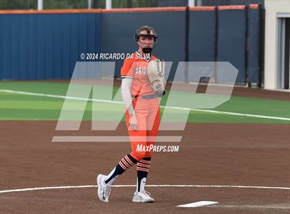 Thumbnail 2 in Bridgeland vs Tomball (UIL Softball 6A Region 2 Bi District) photogallery.