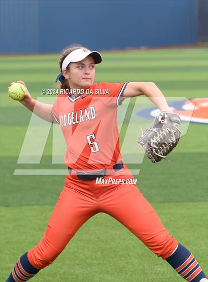 Thumbnail 2 in Bridgeland vs Tomball (UIL Softball 6A Region 2 Bi District) photogallery.