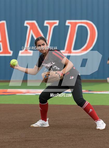 Thumbnail 2 in Bridgeland vs Tomball (UIL Softball 6A Region 2 Bi District) photogallery.