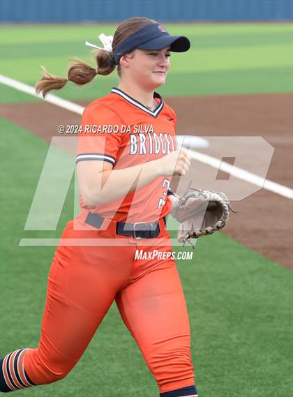Thumbnail 1 in Bridgeland vs Tomball (UIL Softball 6A Region 2 Bi District) photogallery.