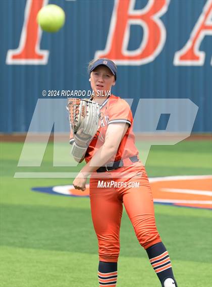 Thumbnail 2 in Bridgeland vs Tomball (UIL Softball 6A Region 2 Bi District) photogallery.