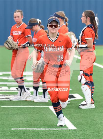 Thumbnail 2 in Bridgeland vs Tomball (UIL Softball 6A Region 2 Bi District) photogallery.