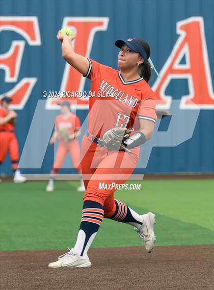 Thumbnail 2 in Bridgeland vs Tomball (UIL Softball 6A Region 2 Bi District) photogallery.
