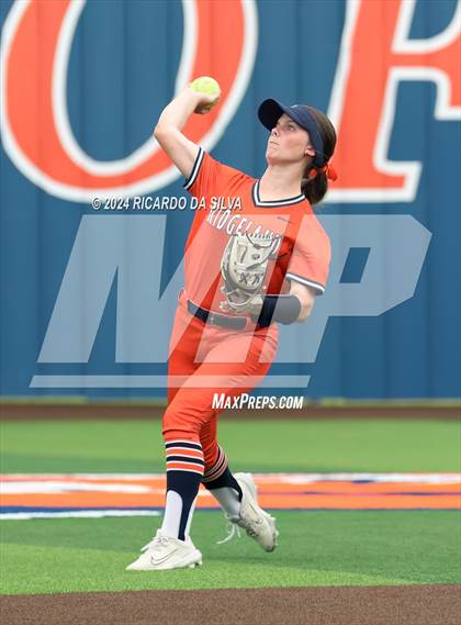 Thumbnail 3 in Bridgeland vs Tomball (UIL Softball 6A Region 2 Bi District) photogallery.