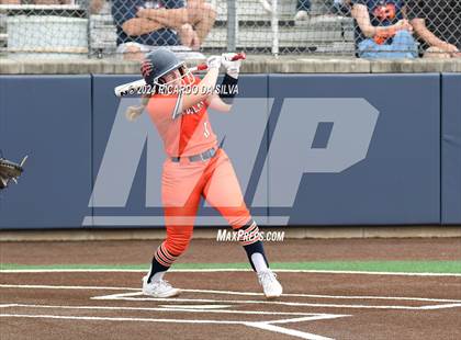 Thumbnail 3 in Bridgeland vs Tomball (UIL Softball 6A Region 2 Bi District) photogallery.