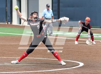 Thumbnail 1 in Bridgeland vs Tomball (UIL Softball 6A Region 2 Bi District) photogallery.