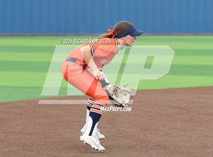 Thumbnail 1 in Bridgeland vs Tomball (UIL Softball 6A Region 2 Bi District) photogallery.