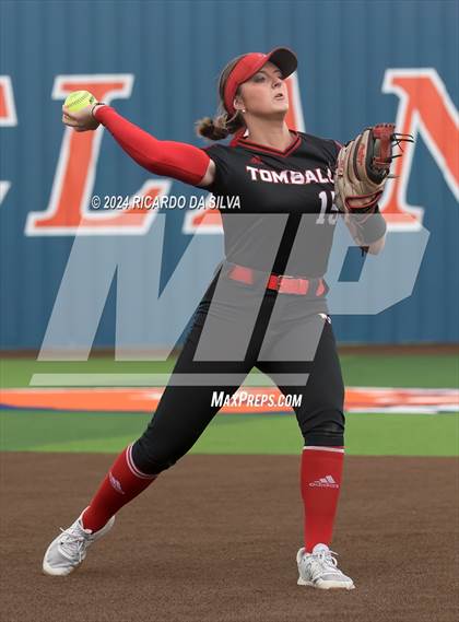 Thumbnail 1 in Bridgeland vs Tomball (UIL Softball 6A Region 2 Bi District) photogallery.