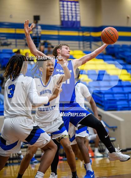 Thumbnail 2 in Keene vs North Crowley (HD Howard Classic) photogallery.