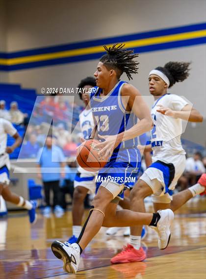 Thumbnail 2 in Keene vs North Crowley (HD Howard Classic) photogallery.