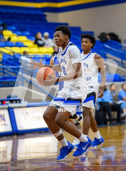 Thumbnail 3 in Keene vs North Crowley (HD Howard Classic) photogallery.