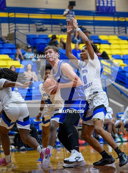 Thumbnail 2 in Keene vs North Crowley (HD Howard Classic) photogallery.