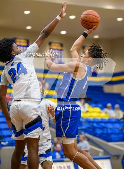 Thumbnail 1 in Keene vs North Crowley (HD Howard Classic) photogallery.