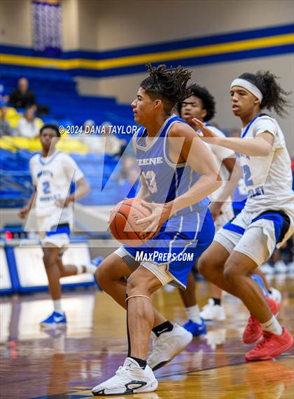 Thumbnail 3 in Keene vs North Crowley (HD Howard Classic) photogallery.