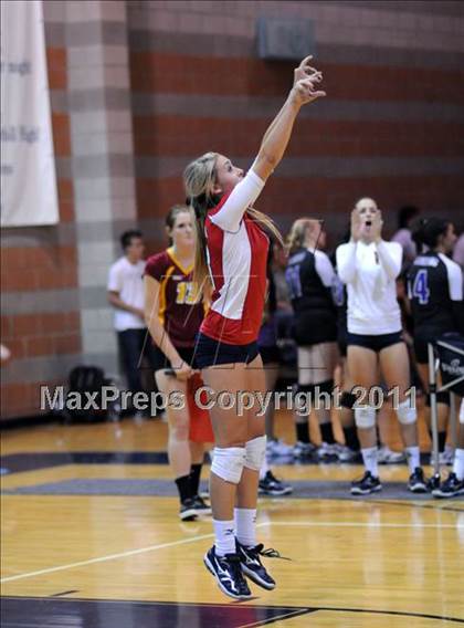 Thumbnail 1 in Lakewood vs. Great Oak (2010 Durango Fall Classic) photogallery.