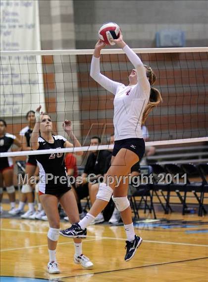 Thumbnail 3 in Lakewood vs. Great Oak (2010 Durango Fall Classic) photogallery.