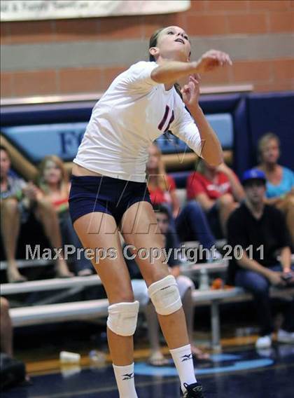 Thumbnail 2 in Lakewood vs. Great Oak (2010 Durango Fall Classic) photogallery.