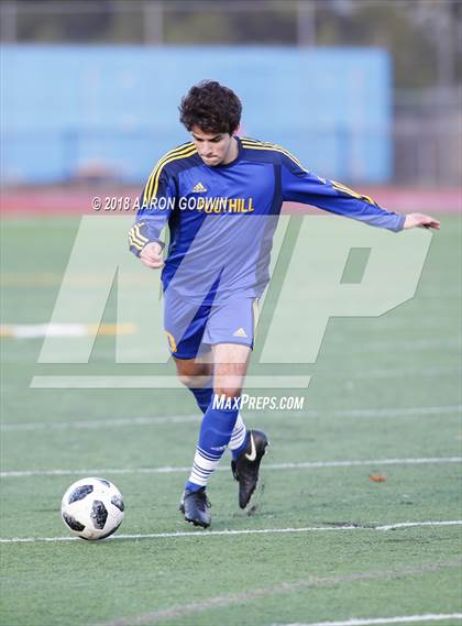 Thumbnail 2 in Santa Rosa vs Foothill (Winter Soccer Classic) photogallery.