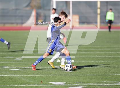 Thumbnail 3 in Santa Rosa vs Foothill (Winter Soccer Classic) photogallery.