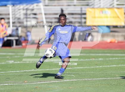 Thumbnail 3 in Santa Rosa vs Foothill (Winter Soccer Classic) photogallery.