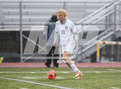Thumbnail 3 in Windsor vs. Mesa Ridge (CHSAA 4A Playoffs Rd 1) photogallery.