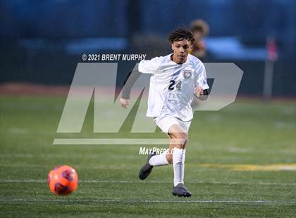 Thumbnail 2 in Windsor vs. Mesa Ridge (CHSAA 4A Playoffs Rd 1) photogallery.