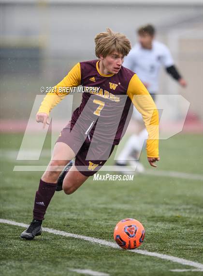 Thumbnail 2 in Windsor vs. Mesa Ridge (CHSAA 4A Playoffs Rd 1) photogallery.