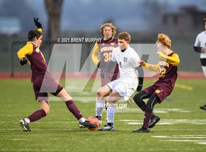 Thumbnail 3 in Windsor vs. Mesa Ridge (CHSAA 4A Playoffs Rd 1) photogallery.
