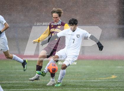 Thumbnail 3 in Windsor vs. Mesa Ridge (CHSAA 4A Playoffs Rd 1) photogallery.