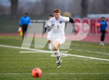Thumbnail 1 in Windsor vs. Mesa Ridge (CHSAA 4A Playoffs Rd 1) photogallery.