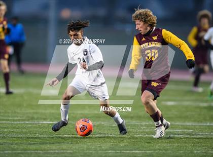 Thumbnail 3 in Windsor vs. Mesa Ridge (CHSAA 4A Playoffs Rd 1) photogallery.