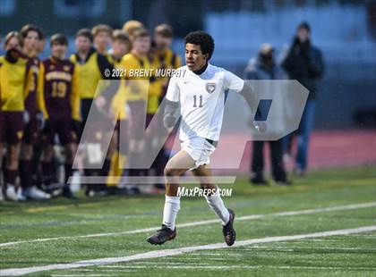 Thumbnail 3 in Windsor vs. Mesa Ridge (CHSAA 4A Playoffs Rd 1) photogallery.