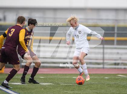 Thumbnail 3 in Windsor vs. Mesa Ridge (CHSAA 4A Playoffs Rd 1) photogallery.