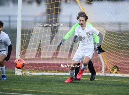 Thumbnail 1 in Windsor vs. Mesa Ridge (CHSAA 4A Playoffs Rd 1) photogallery.