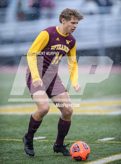 Thumbnail 1 in Windsor vs. Mesa Ridge (CHSAA 4A Playoffs Rd 1) photogallery.
