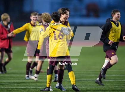 Thumbnail 3 in Windsor vs. Mesa Ridge (CHSAA 4A Playoffs Rd 1) photogallery.