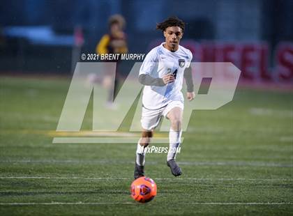 Thumbnail 3 in Windsor vs. Mesa Ridge (CHSAA 4A Playoffs Rd 1) photogallery.