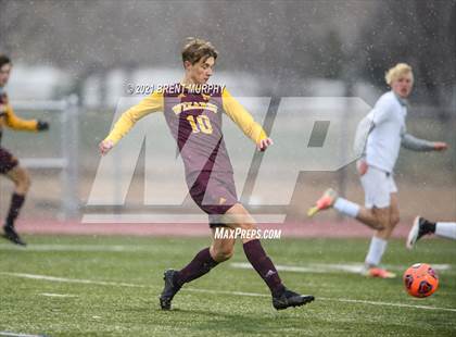 Thumbnail 3 in Windsor vs. Mesa Ridge (CHSAA 4A Playoffs Rd 1) photogallery.