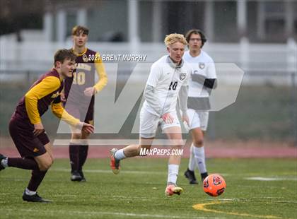 Thumbnail 1 in Windsor vs. Mesa Ridge (CHSAA 4A Playoffs Rd 1) photogallery.