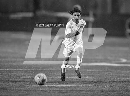 Thumbnail 3 in Windsor vs. Mesa Ridge (CHSAA 4A Playoffs Rd 1) photogallery.