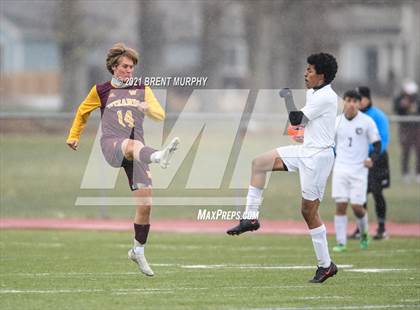 Thumbnail 2 in Windsor vs. Mesa Ridge (CHSAA 4A Playoffs Rd 1) photogallery.