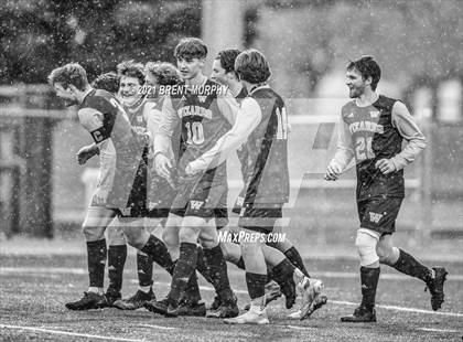 Thumbnail 2 in Windsor vs. Mesa Ridge (CHSAA 4A Playoffs Rd 1) photogallery.
