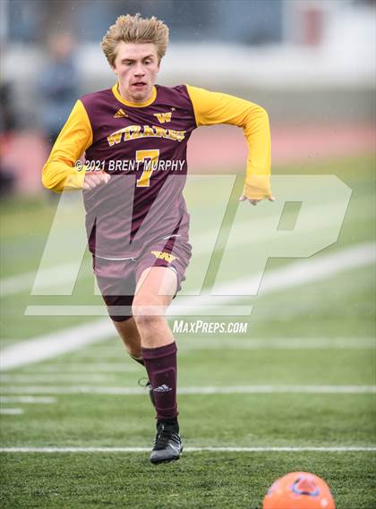 Thumbnail 2 in Windsor vs. Mesa Ridge (CHSAA 4A Playoffs Rd 1) photogallery.