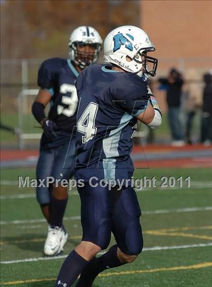 Thumbnail 2 in Farmington @ Middletown photogallery.