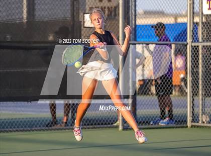 Thumbnail 2 in Abilene @ Wylie photogallery.