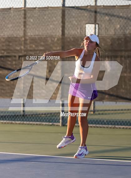 Thumbnail 2 in Abilene @ Wylie photogallery.